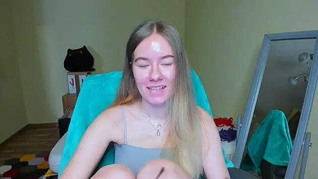 EmilyPaw online show from 02-27-25, 09:22