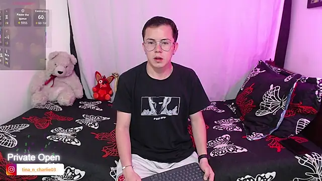 Tina 4 Charlie online show from 09-24-25, 10:40