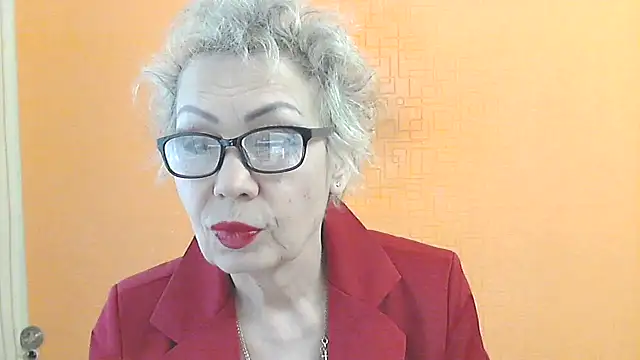 NessyJenixs online show from 02-06-26, 08:18