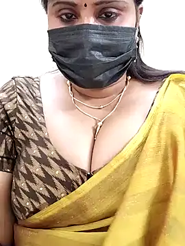 Queenflowerr online show from 01-29-25, 03:04