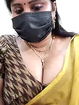 Queenflowerr online show from 01-30-25, 07:59