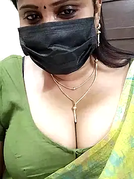 Queenflowerr online show from 02-03-25, 10:14