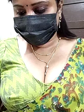 Queenflowerr online show from 02-19-25, 03:39