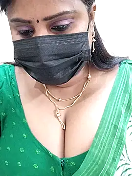 Queenflowerr online show from 02-23-25, 04:24