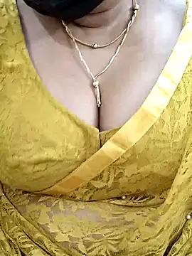 Queenflowerr online show from 03-12-25, 02:20