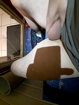 Berniwix2 online show from 11-16-25, 08:53