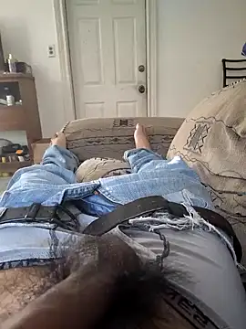 Snapshot of Ernestomh chatting on 09-22-25, 04:42 Ernestomh online show from 09-22-25, 04:42