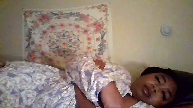 Snapshot of angeliquebelcali chatting on 11-05-25, 06:46 angeliquebelcali online show from 11-05-25, 06:46