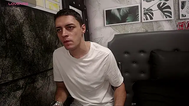 Frank Millers online show from 03-04-25, 11:11