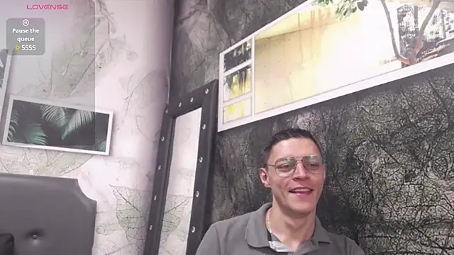 Frank Millers online show from 03-21-25, 07:24