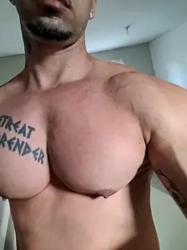 Snapshot of badbrown chatting on 02-12-25, 08:29 badbrown online show from 02-12-25, 08:29