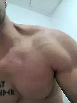 Snapshot of badbrown chatting on 02-15-25, 03:42 badbrown online show from 02-15-25, 03:42