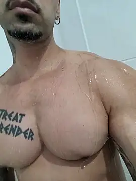 Snapshot of badbrown chatting on 02-21-25, 03:45 badbrown online show from 02-21-25, 03:45