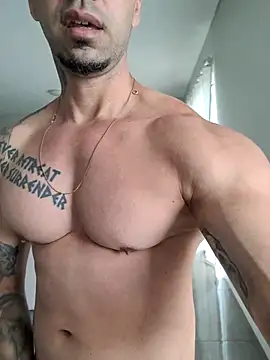 Snapshot of badbrown chatting on 02-24-25, 12:37 badbrown online show from 02-24-25, 12:37