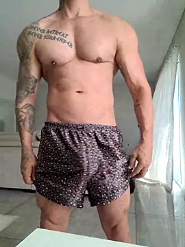 Snapshot of badbrown chatting on 02-25-25, 12:55 badbrown online show from 02-25-25, 12:55