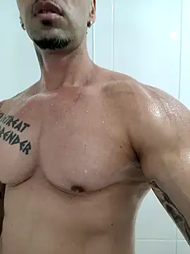 Snapshot of badbrown chatting on 03-02-25, 11:20 badbrown online show from 03-02-25, 11:20