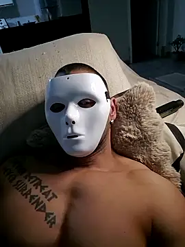 Snapshot of badbrown chatting on 11-05-25, 01:49 badbrown online show from 11-05-25, 01:49