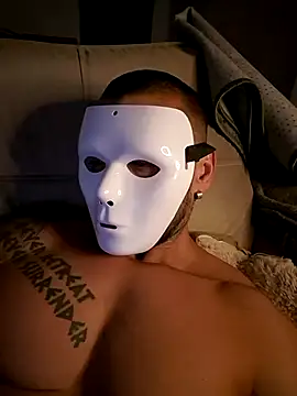 Snapshot of badbrown chatting on 11-20-25, 03:18 badbrown online show from 11-20-25, 03:18