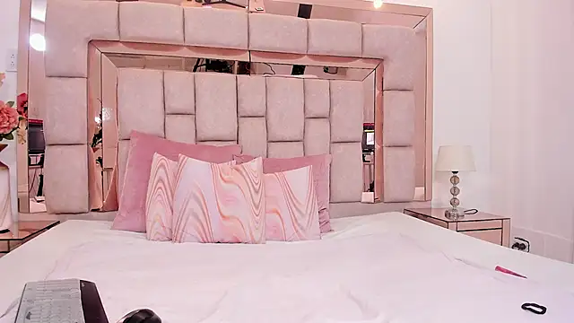 taliarussel online show from 01-22-25, 10:05