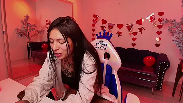 Charlotte ethan online show from 02-16-25, 06:43