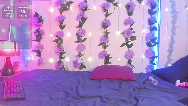 izan 20 online show from 03-26-26, 08:14