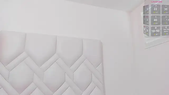 LindaHooker online show from 03-29-26, 04:45