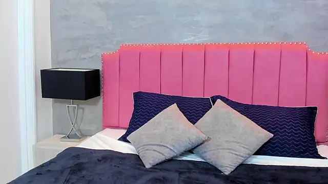 Snapshot of Alaia_Colins chatting on 09-15-25, 04:34 Alaia Colins online show from 09-15-25, 04:34