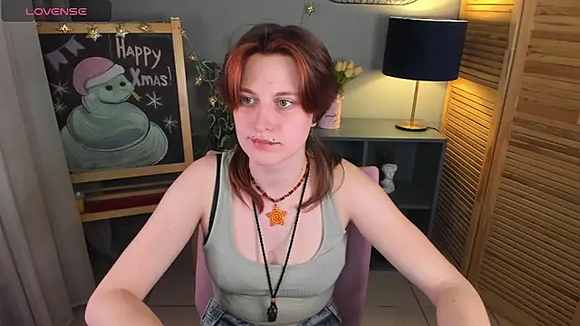 Snapshot of Jiffyyo chatting on 02-08-25, 12:06 Jiffyyo online show from 02-08-25, 12:06