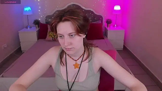 Snapshot of Jiffyyo chatting on 02-09-25, 04:36 Jiffyyo online show from 02-09-25, 04:36