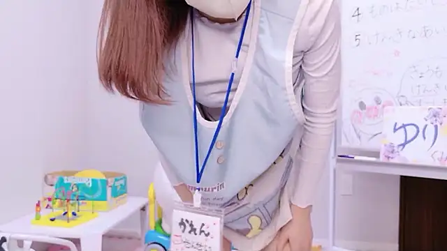 NA-KAREN-V8 online show from 11-04-25, 12:59