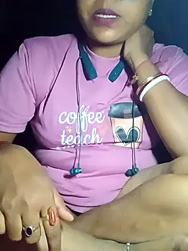 Snapshot of Bong-lady chatting on 10-28-25, 06:54 Bong-lady online show from 10-28-25, 06:54