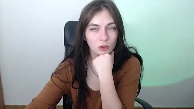 AmandaJi  online show from 12-19-25, 06:42