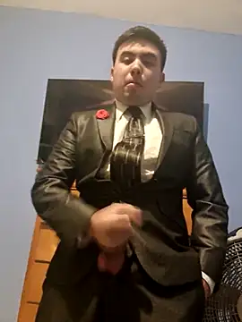 Snapshot of Hombre_de_traje chatting on 02-21-25, 09:13 Hombre de traje online show from 02-21-25, 09:13