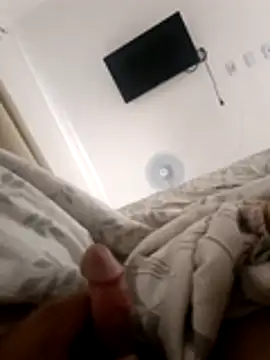 Snapshot of Trixboy201 chatting on 11-28-25, 10:07 Trixboy201 online show from 11-28-25, 10:07