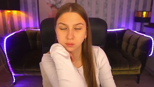 AureliaBliss  online show from 02-05-25, 10:22