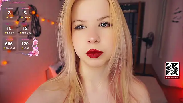 LynetHakes online show from 10-27-25, 04:16