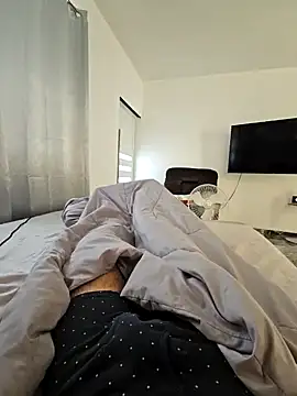 Snapshot of j0nathan00 chatting on 02-12-25, 11:29 j0nathan00 online show from 02-12-25, 11:29