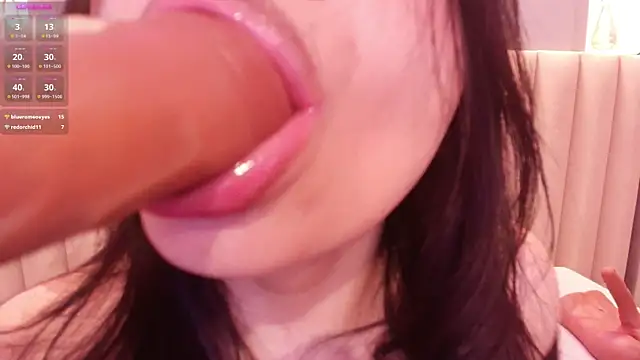 Naomymonroe  online show from 11-23-25, 05:24