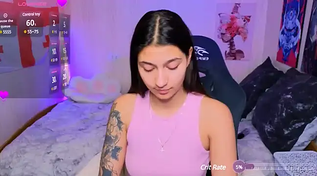 Snapshot of AokiiiKan chatting on 03-21-25, 05:43 AokiiiKan online show from 03-21-25, 05:43