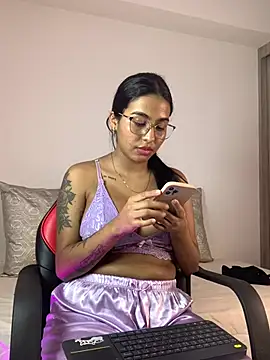 genesissara online show from 02-24-25, 01:57