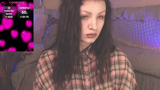 BritneyBarker online show from 02-09-25, 01:11