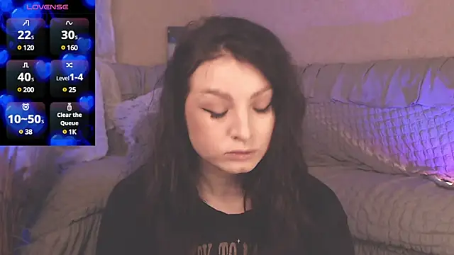 BritneyBarker online show from 03-04-25, 01:01