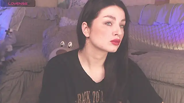 BritneyBarker online show from 03-19-25, 02:05