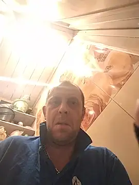 MaxDevilWhite online show from 10-25-25, 08:22