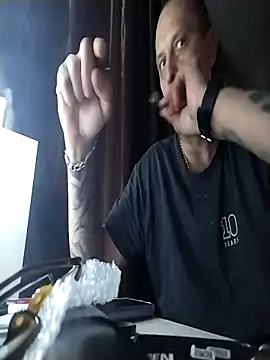 MaxDevilWhite online show from 11-24-25, 07:57