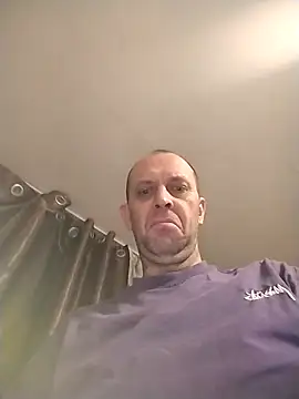 MaxDevilWhite online show from 11-26-25, 05:25