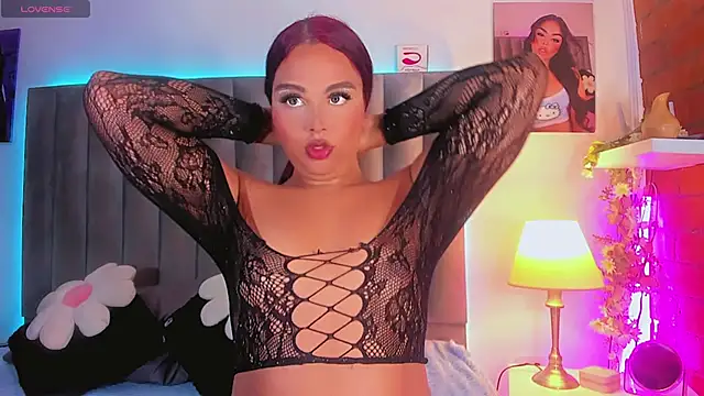 CamiiGarcia online show from 11-02-25, 09:39