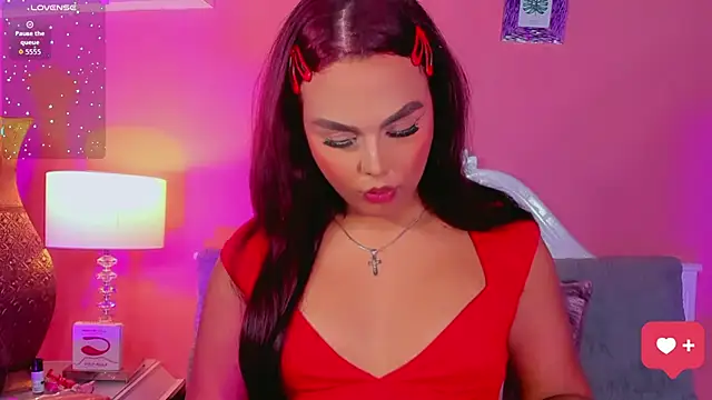 CamiiGarcia online show from 11-26-25, 04:13