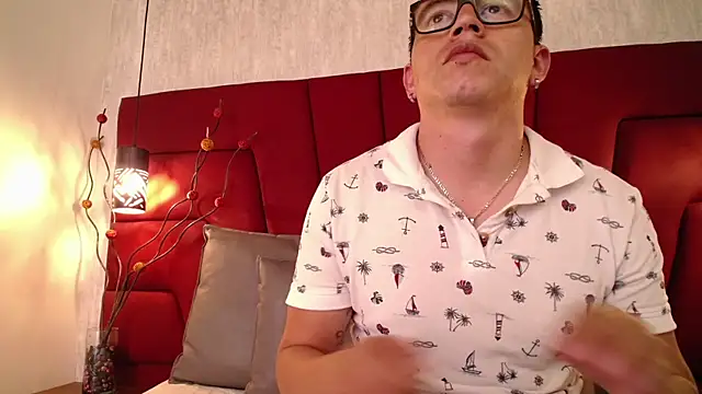 Freya and Freyr online show from 01-23-25, 07:40