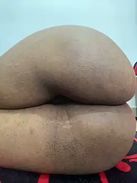 Charlotte bronxxx online show from 03-07-25, 04:11